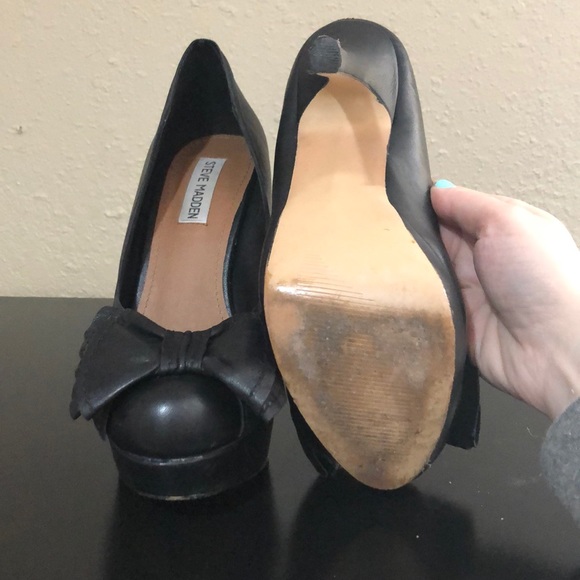 Steve Madden Black bow platform heels - Picture 5 of 6